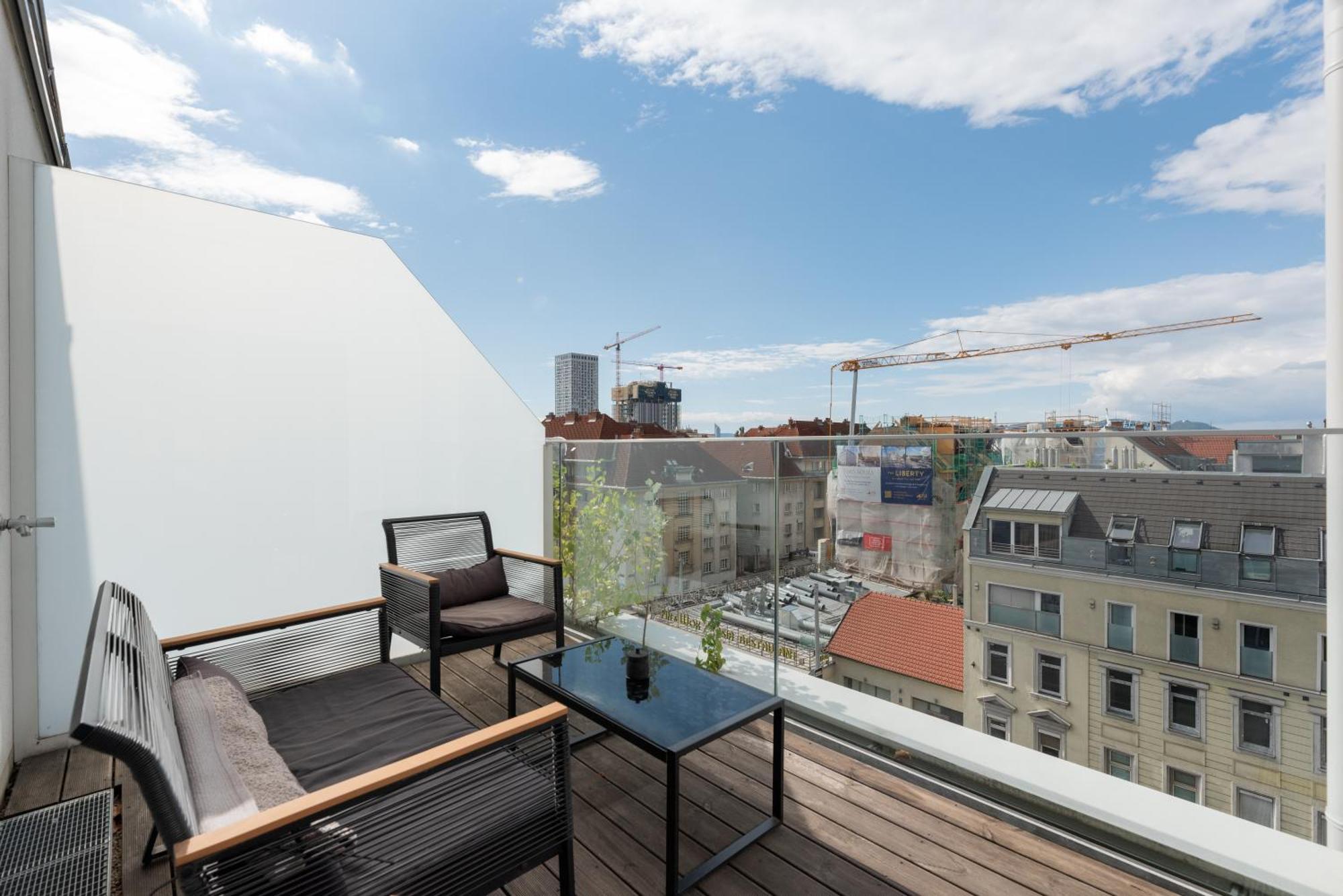 Apartment Mit Traumhafter Dachterrasse & Weitblick Wenen Buitenkant foto
